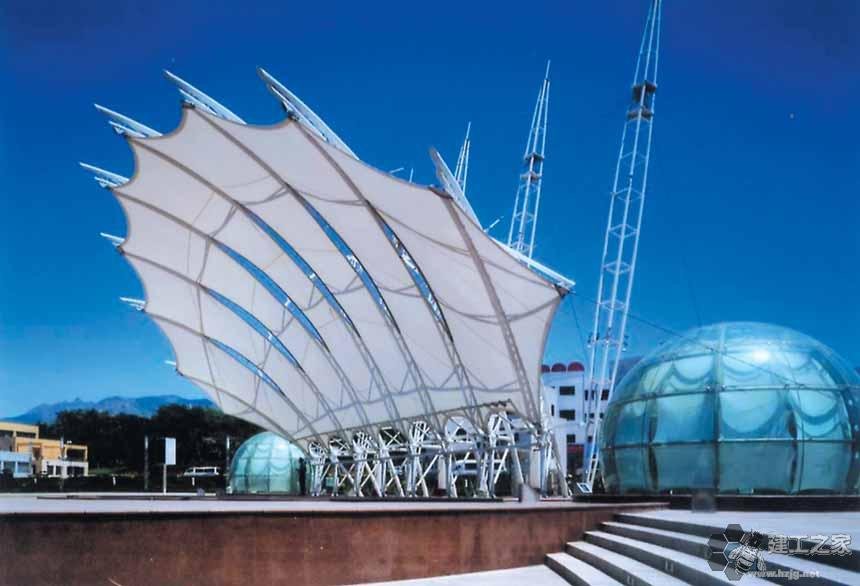 吉首车棚膜结构网架